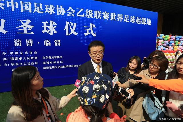 布尔克：斯坦丘是顶级球员，大连表现很出色